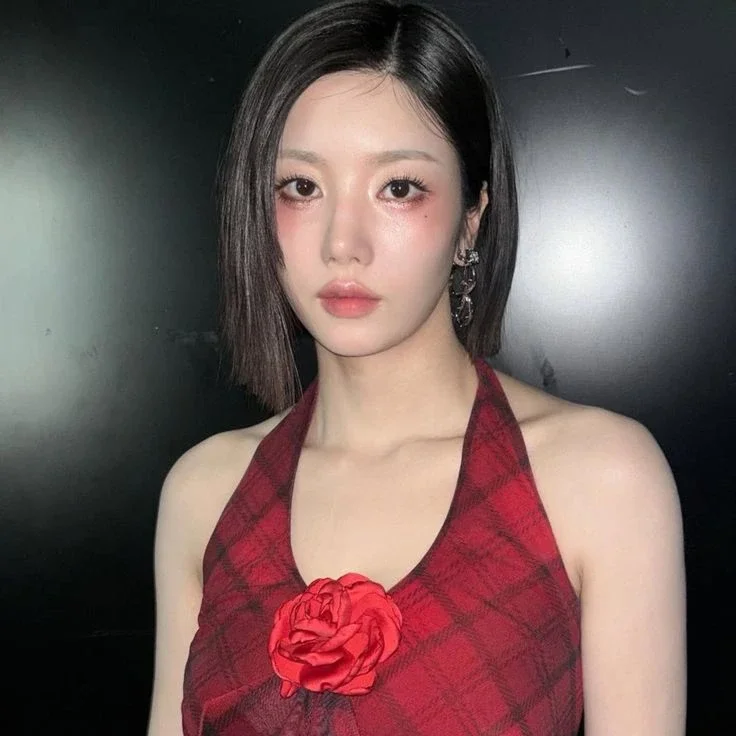Eunbi gallery image