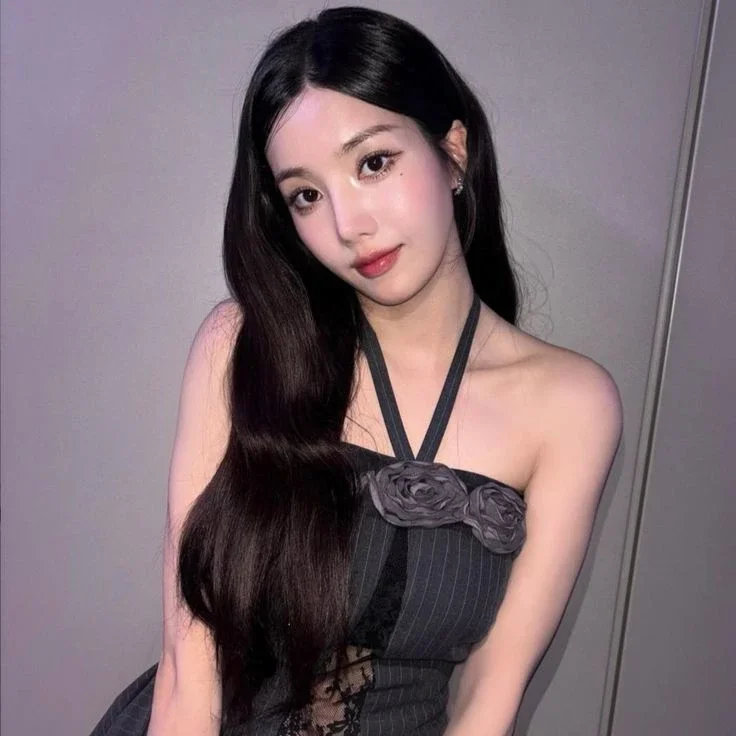 Eunbi gallery image