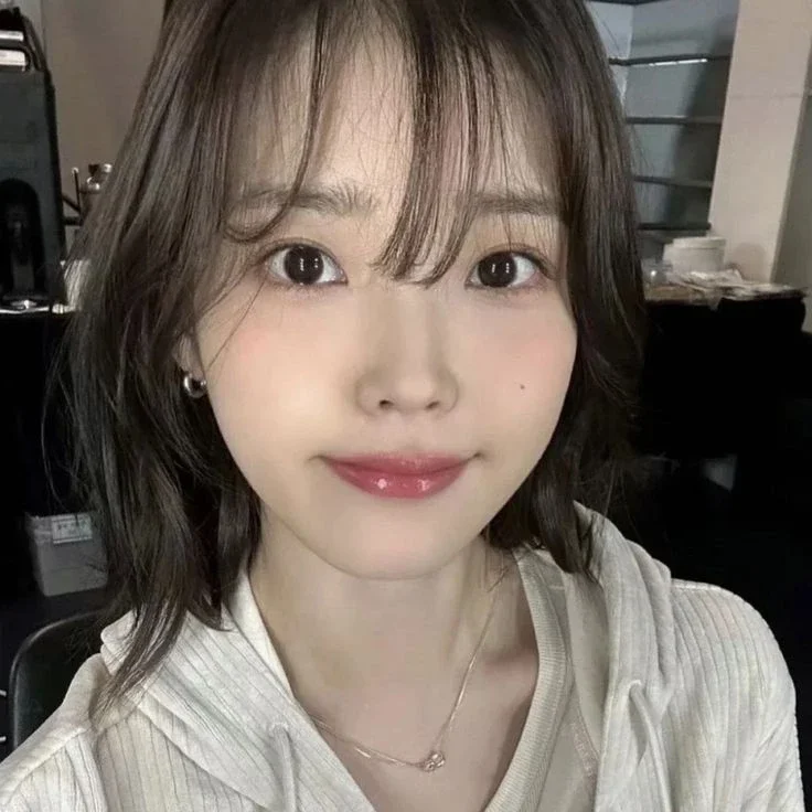 IU gallery image