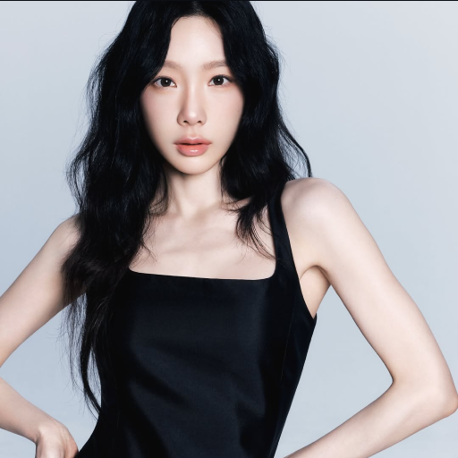 Taeyeon gallery image