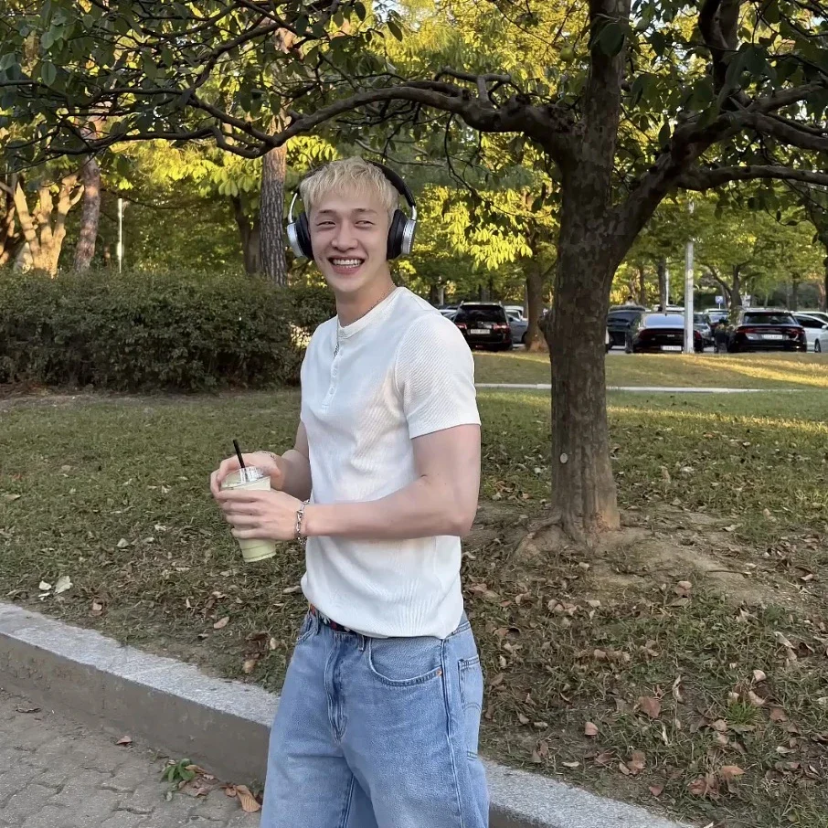 Bang Chan gallery image