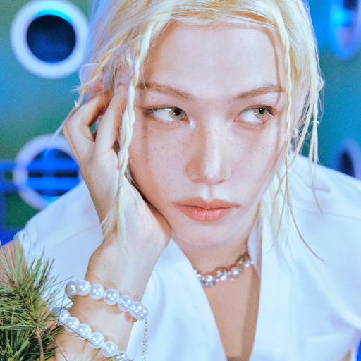Felix gallery image