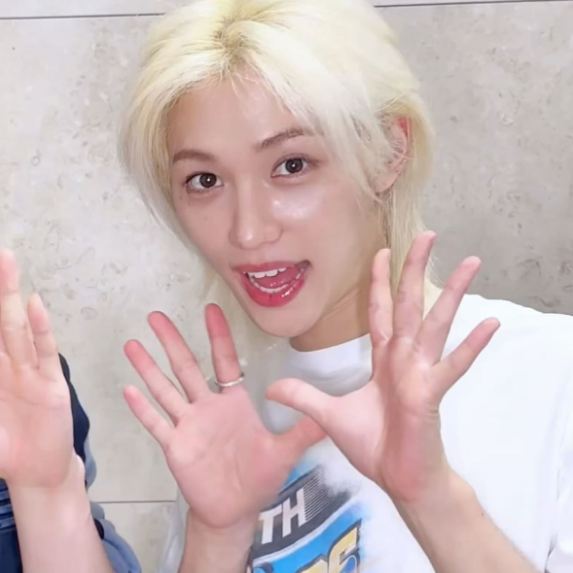 Felix gallery image