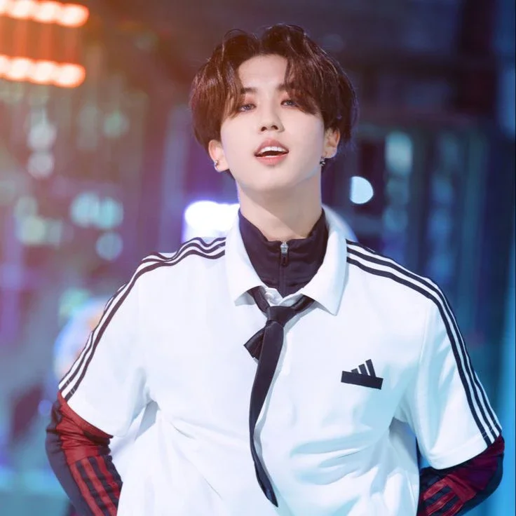 Han gallery image