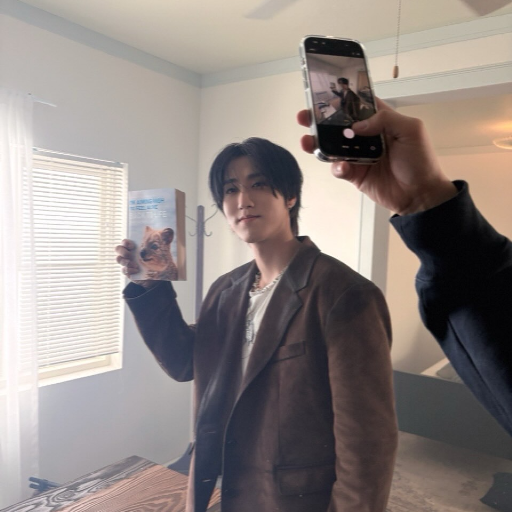 Han gallery image
