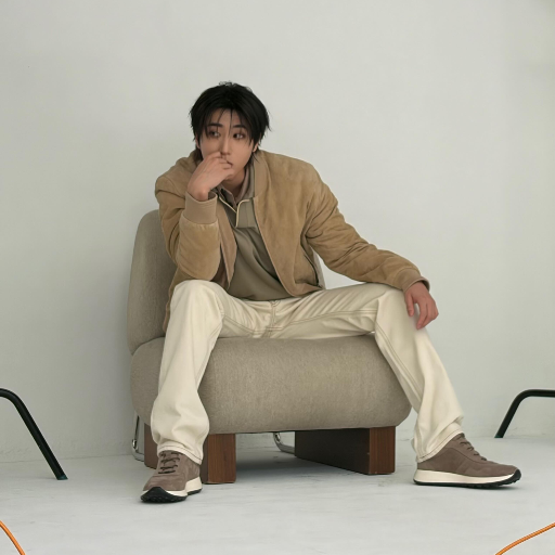 Han gallery image