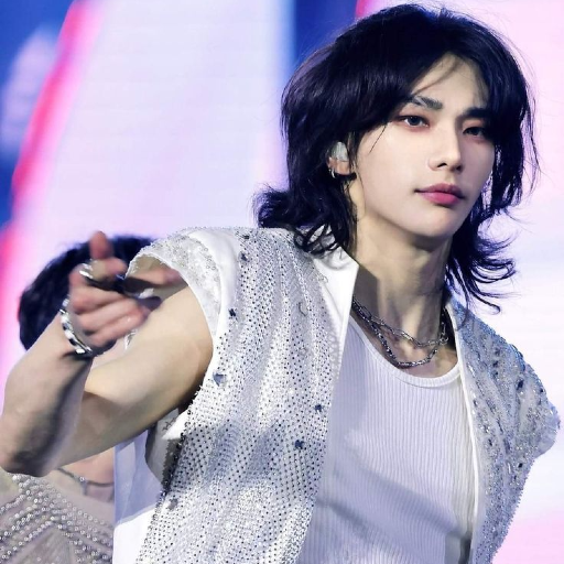 Hyunjin gallery image