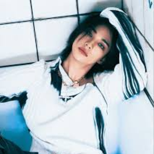 Hyunjin gallery image