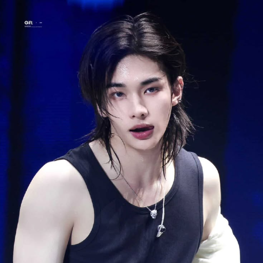 Hyunjin gallery image