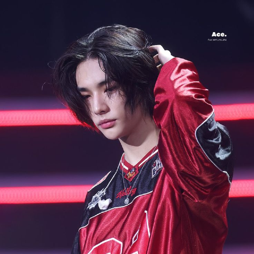 Hyunjin gallery image