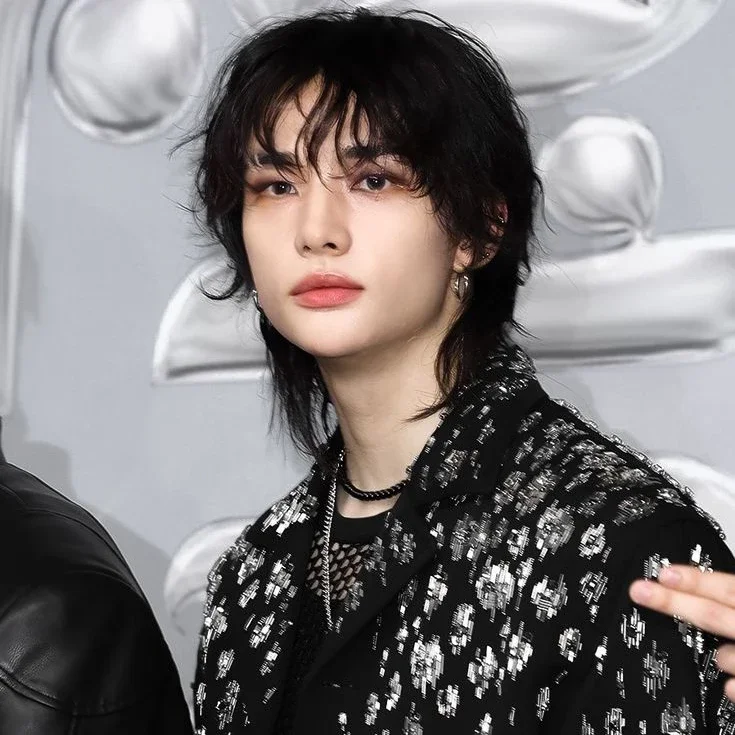 Hyunjin gallery image