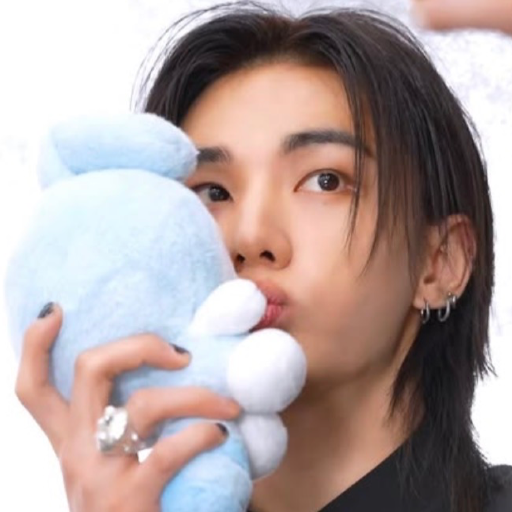 Hyunjin gallery image