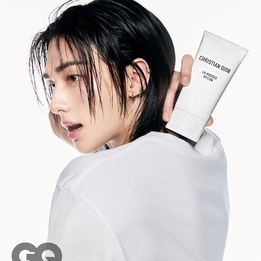 Hyunjin gallery image