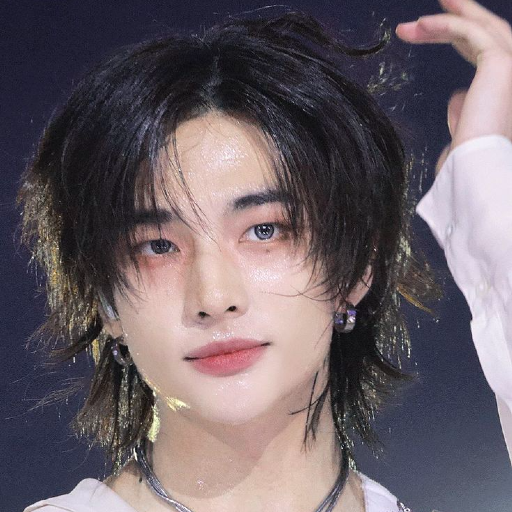 Hyunjin gallery image