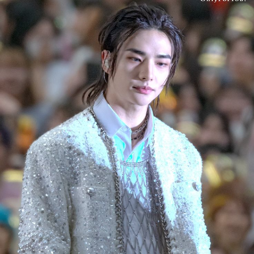 Hyunjin gallery image