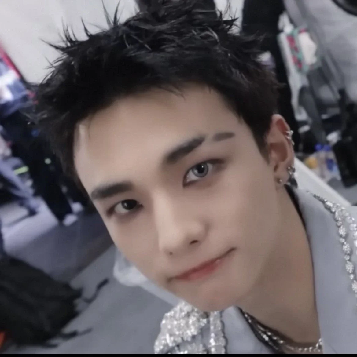 Hyunjin gallery image