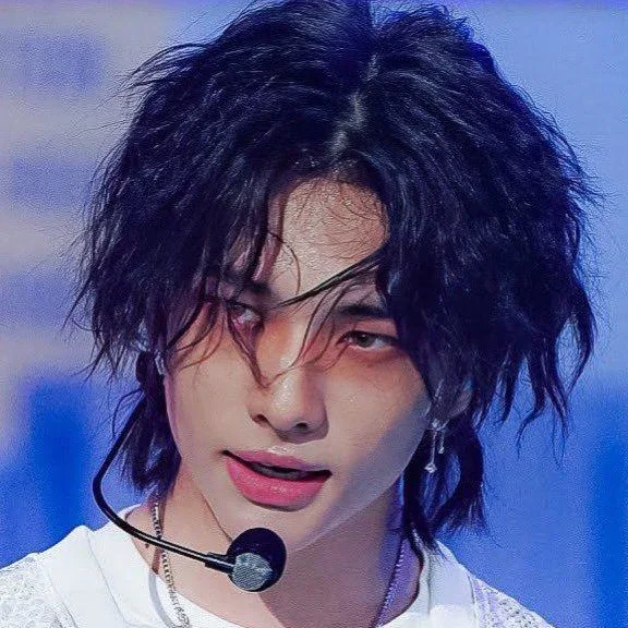Hyunjin gallery image