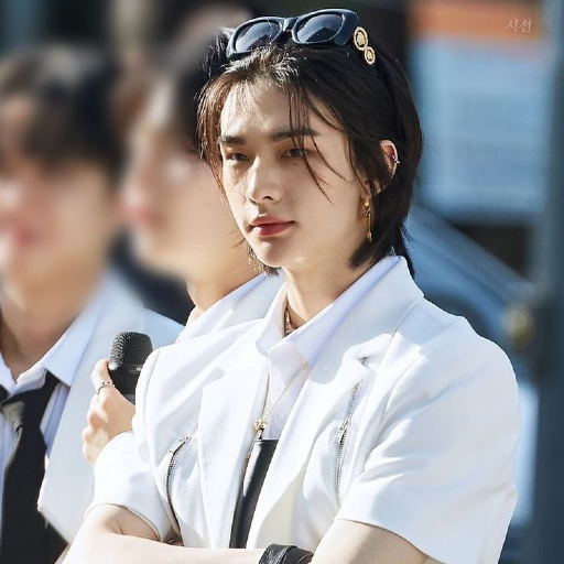 Hyunjin gallery image