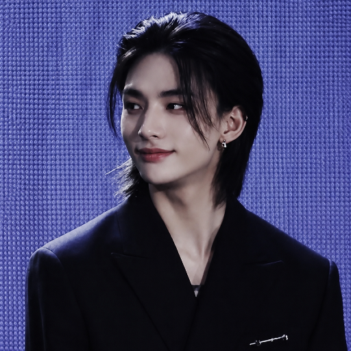 Hyunjin gallery image