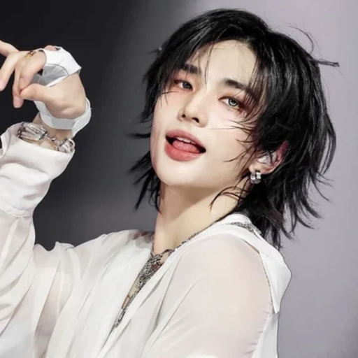 Hyunjin gallery image