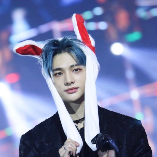 Hyunjin gallery image