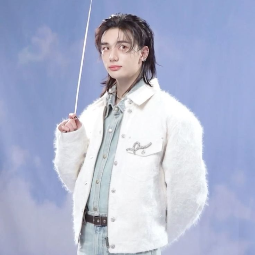 Hyunjin gallery image