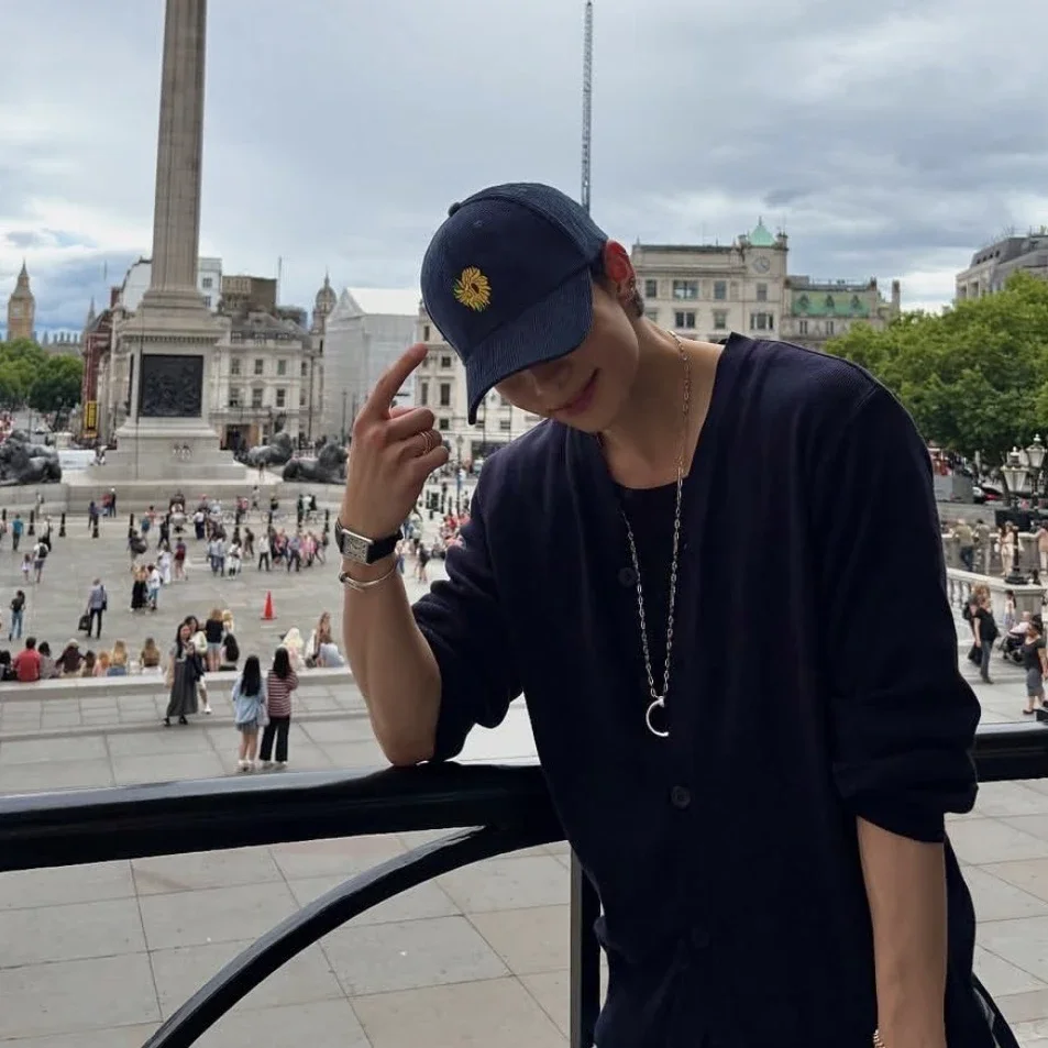 Hyunjin gallery image