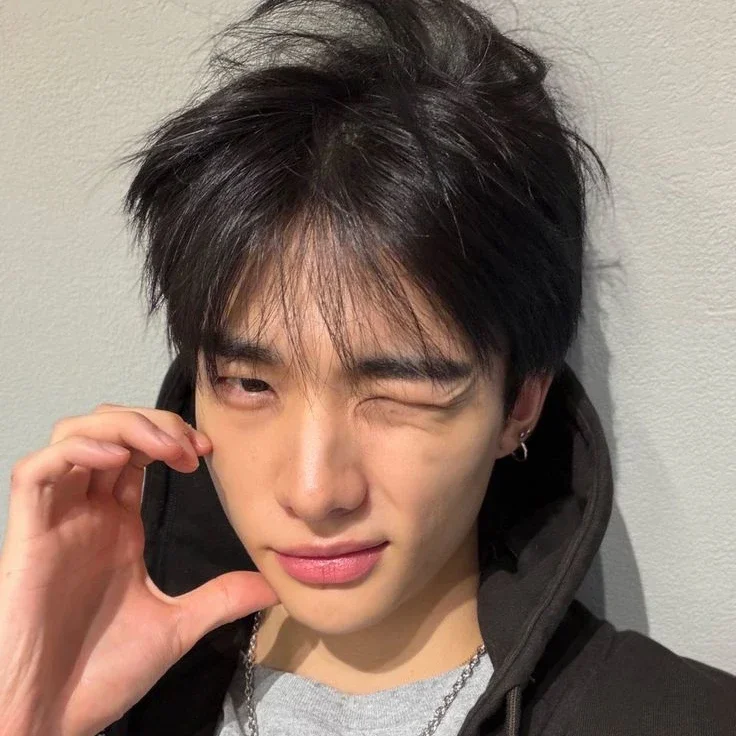 Hyunjin gallery image