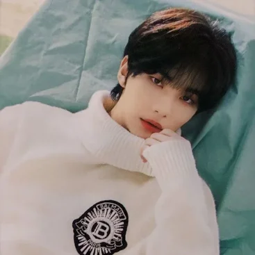 Hyunjin 4
