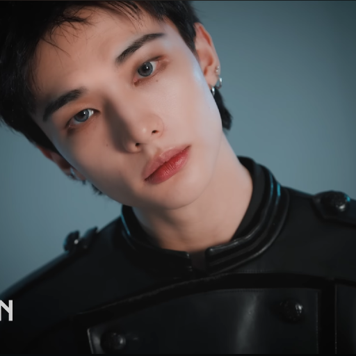 Hyunjin gallery image