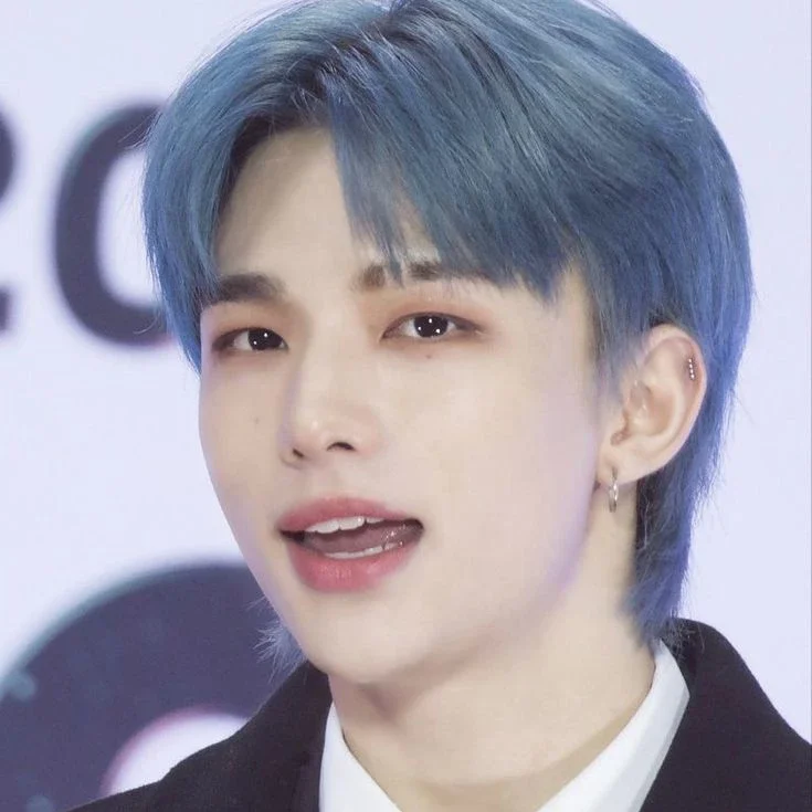 Hyunjin gallery image