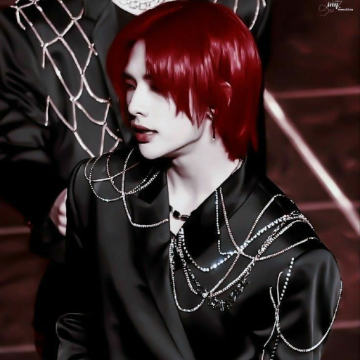 Hyunjin gallery image