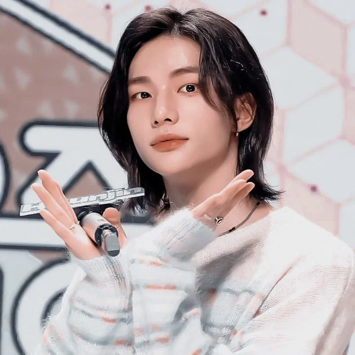 Hyunjin gallery image