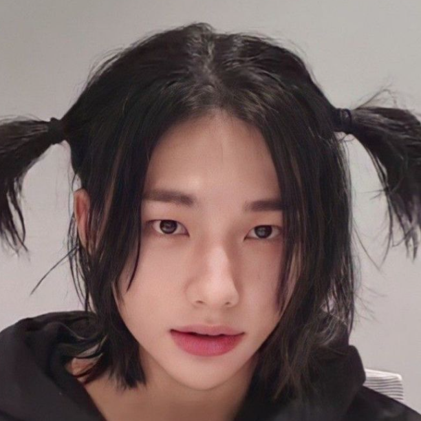Hyunjin gallery image