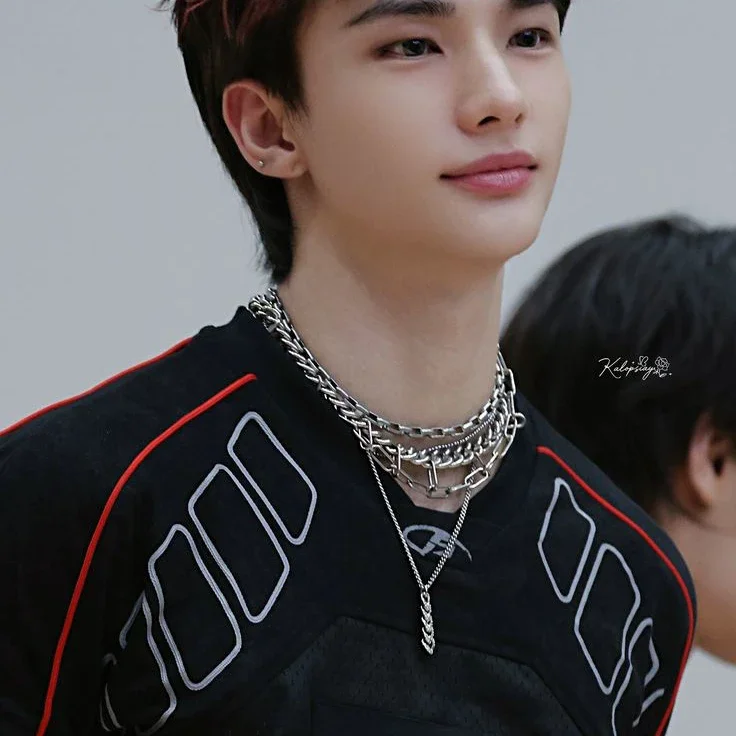 Hyunjin gallery image