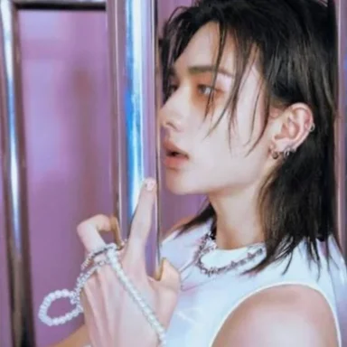 Hyunjin 4