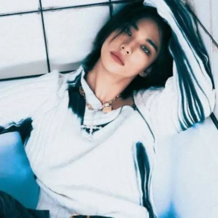 Hyunjin gallery image