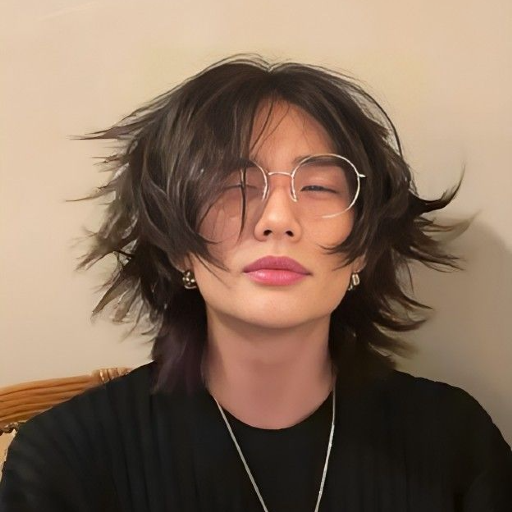 Hyunjin gallery image