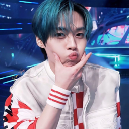 Lee Know 3