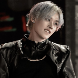 Lee Know 4