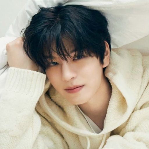 Seungmin gallery image
