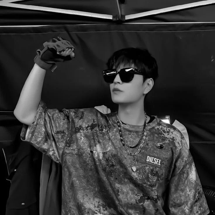 Seungmin gallery image