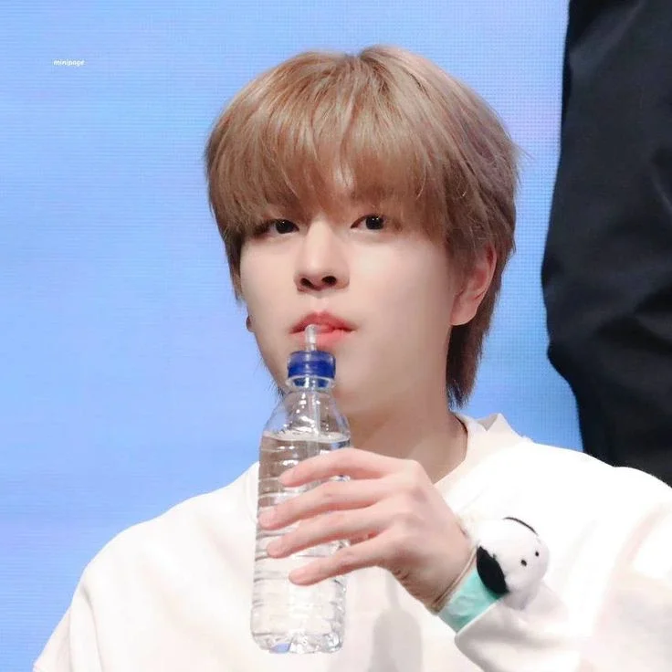 Seungmin gallery image