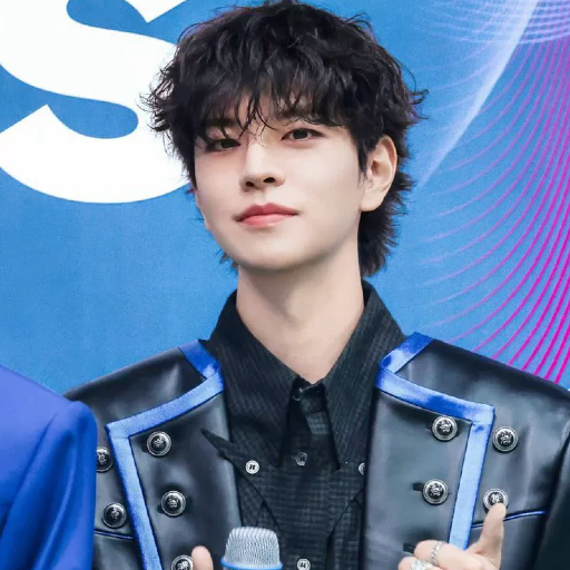 Seungmin gallery image