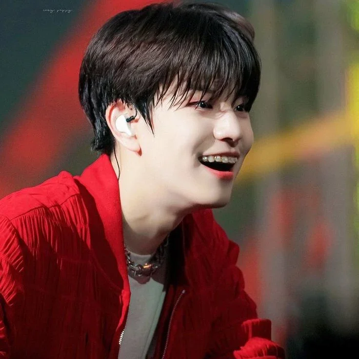 Seungmin gallery image