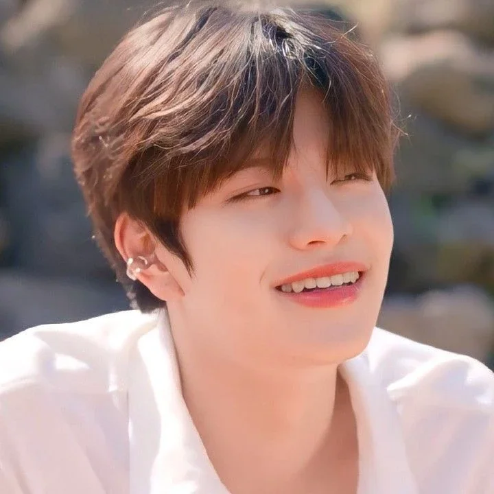 Seungmin gallery image