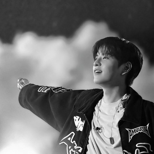 Seungmin gallery image