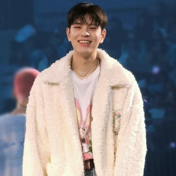 Seungmin gallery image