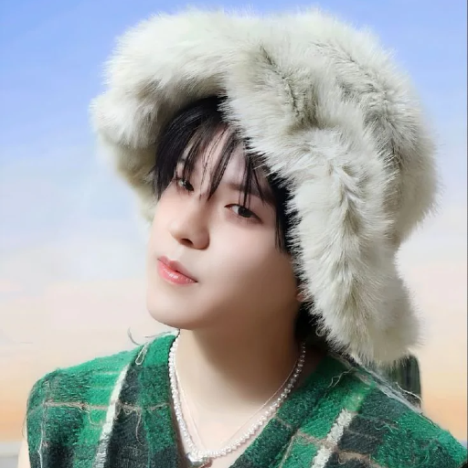 Seungmin gallery image