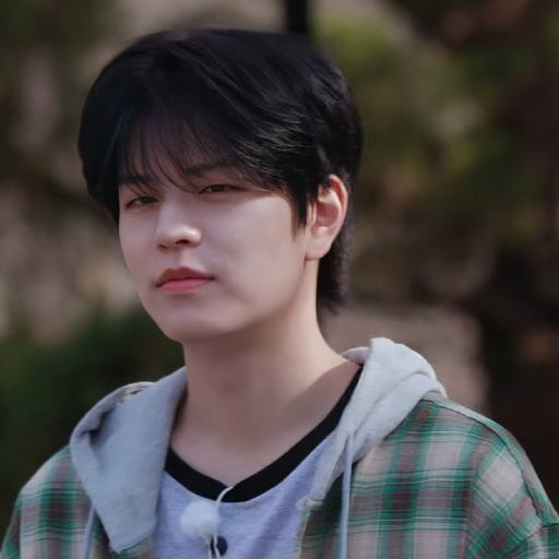 Seungmin gallery image